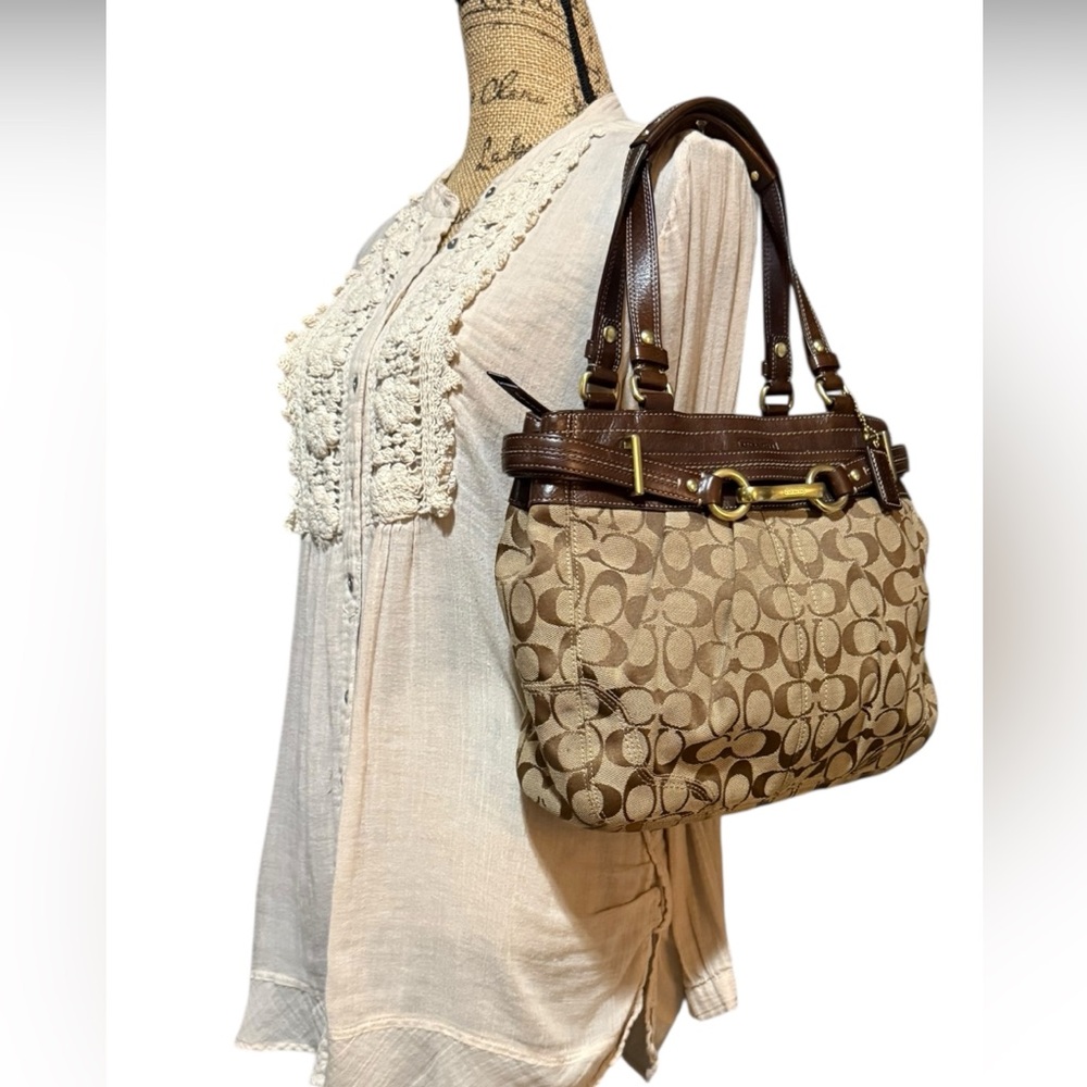 Coach Hampton Chocolate Brown Leather Carryall Tote Bag Purse - Picture 3 of 13